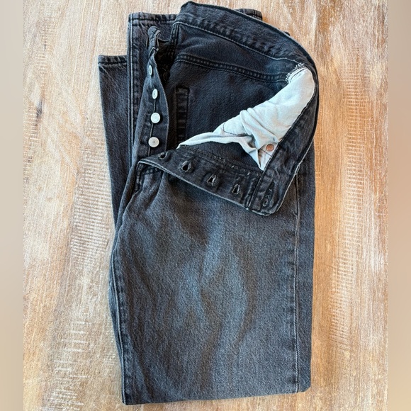 Levi’s 501 button fly gray washed original fit - Picture 5 of 6